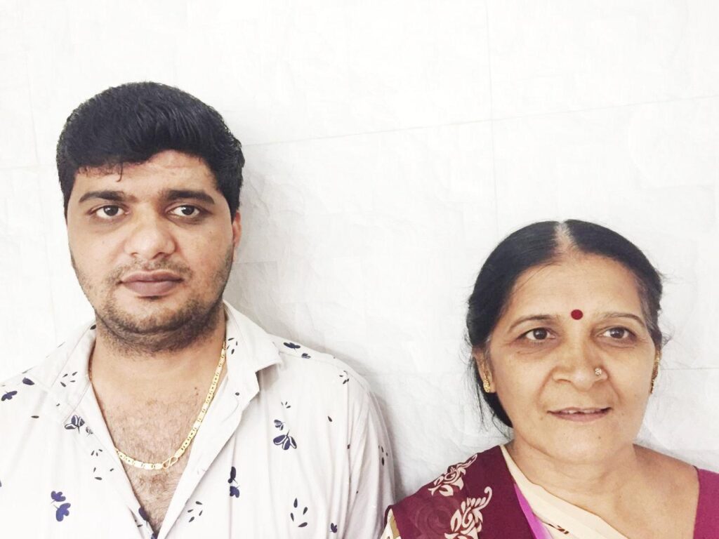 AJAYBHAI-AND-HIS-MOTHER-JAGRUTIBEN